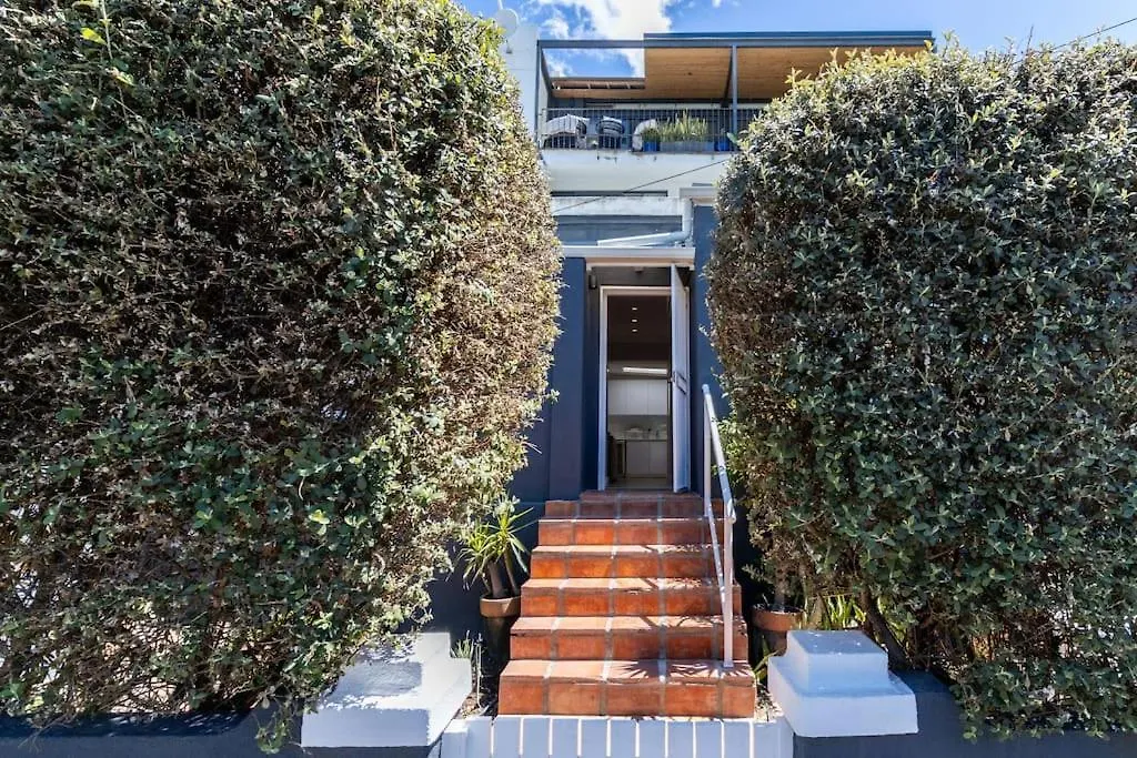 Hidden De Waterkant Cottage With Tranquil Garden Cape Town South Africa